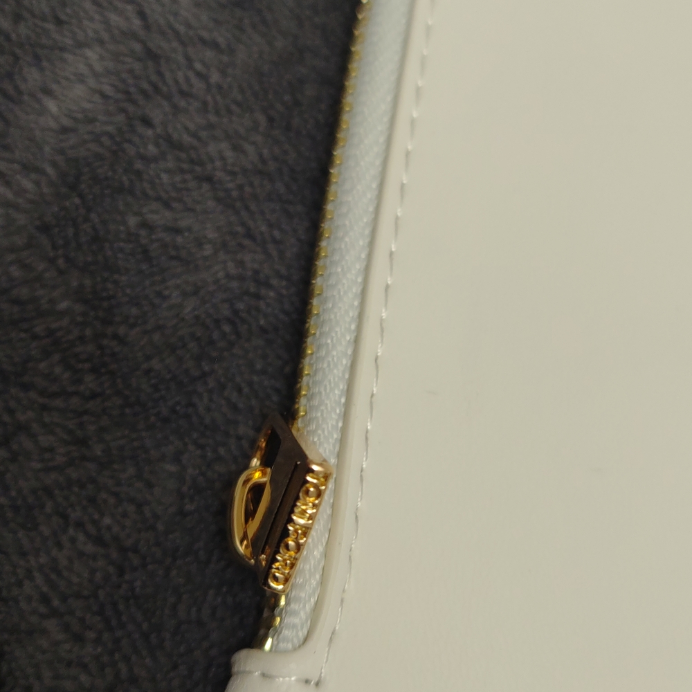 Tom Ford VIP Cosmetics Pouch - Picture 3 of 5